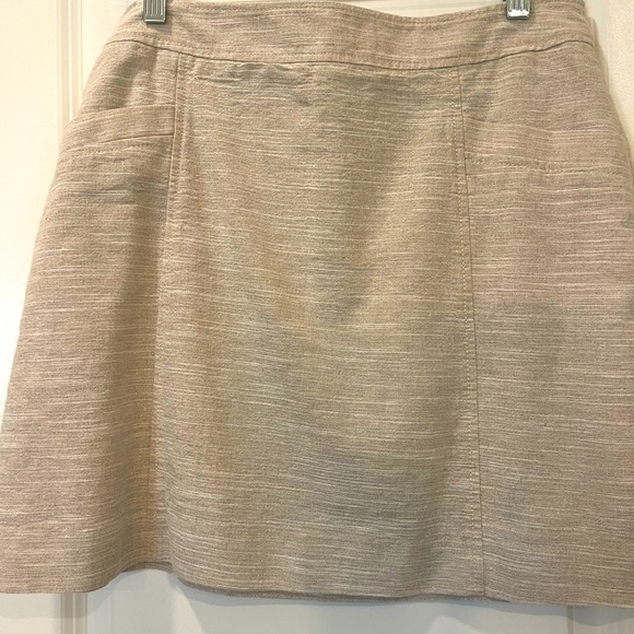Ann Taylor size 12 skirt. - Picture 3 of 3